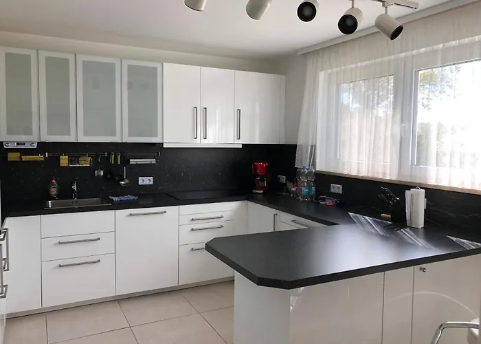 Sonnenhaus * ジンデルフィンゲン