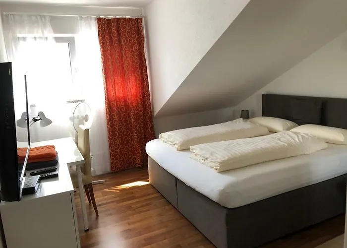 Sonnenhaus * ジンデルフィンゲン